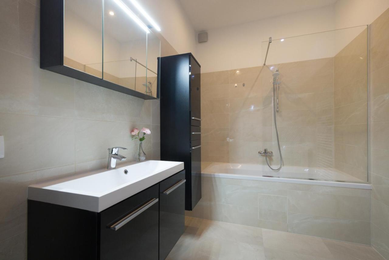 Donaustadt Special 1220 Apartment *